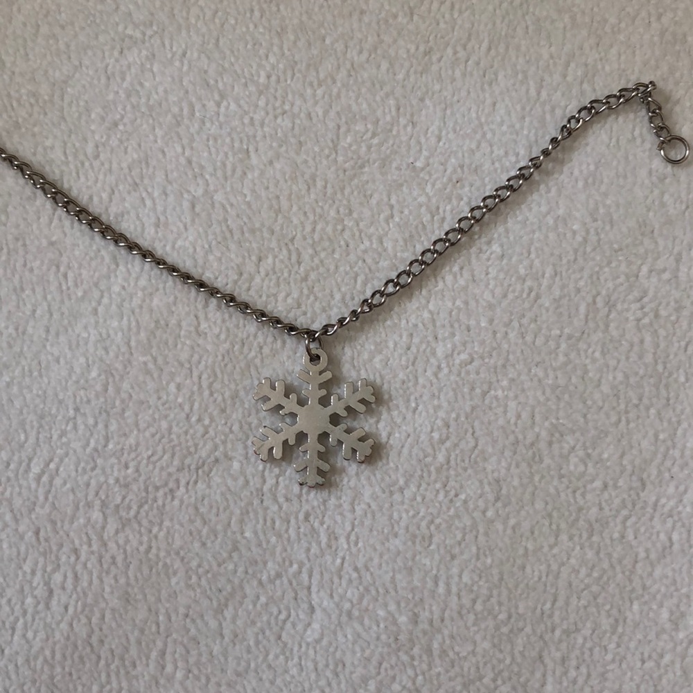 snow flake bracelet
